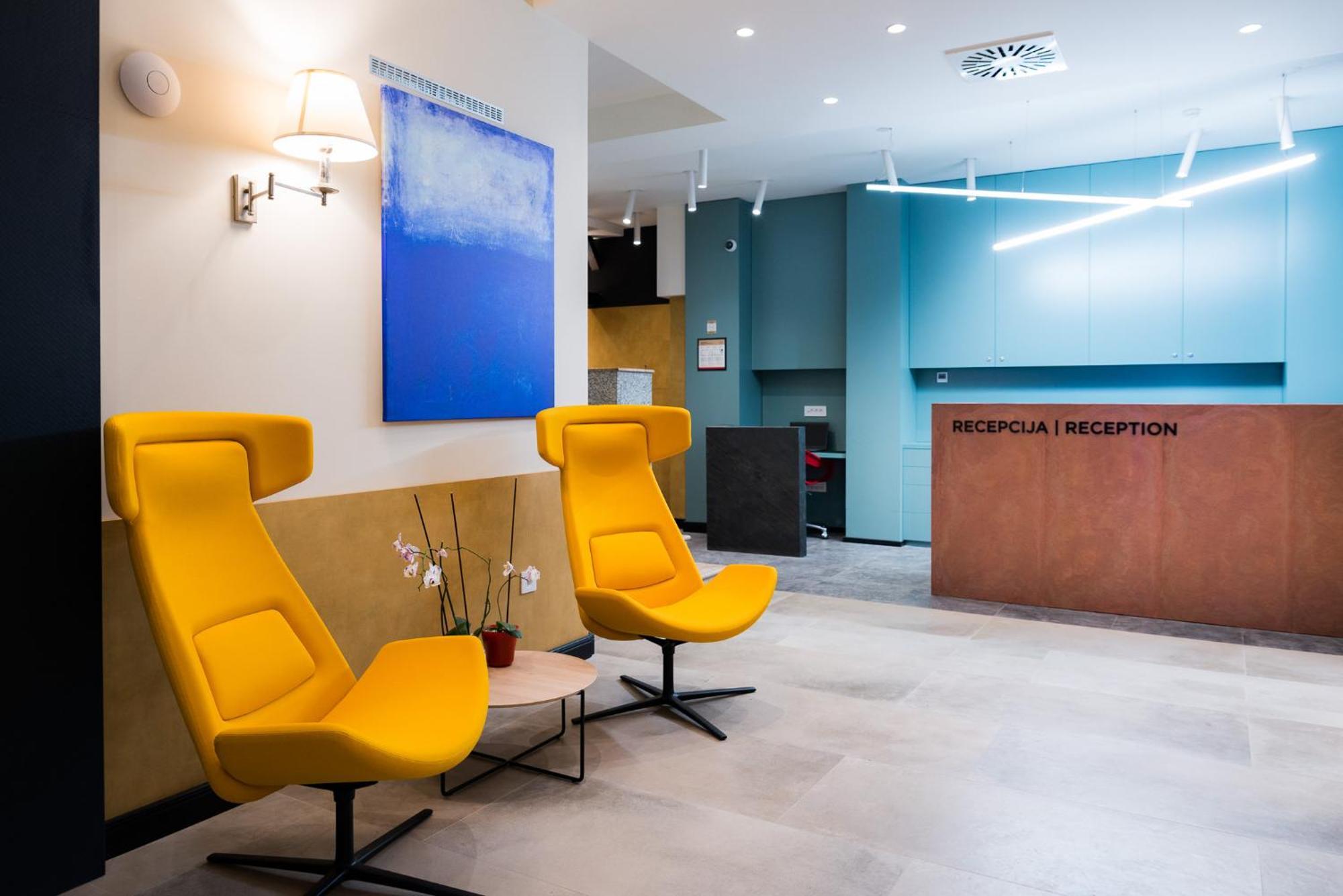 Hotel Forum Garni ซูโบติกา ภายนอก รูปภาพ